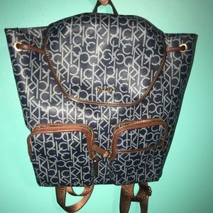 Calvin Klein women’s shoulder bag